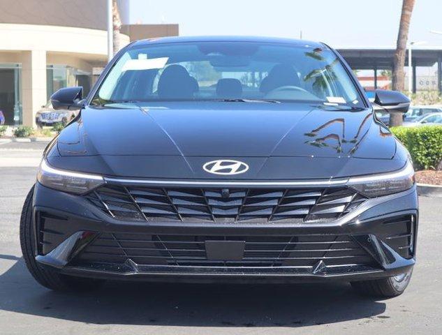 new 2025 Hyundai Elantra car, priced at $28,090