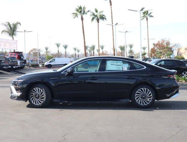 new 2025 Hyundai Sonata Hybrid car, priced at $32,710