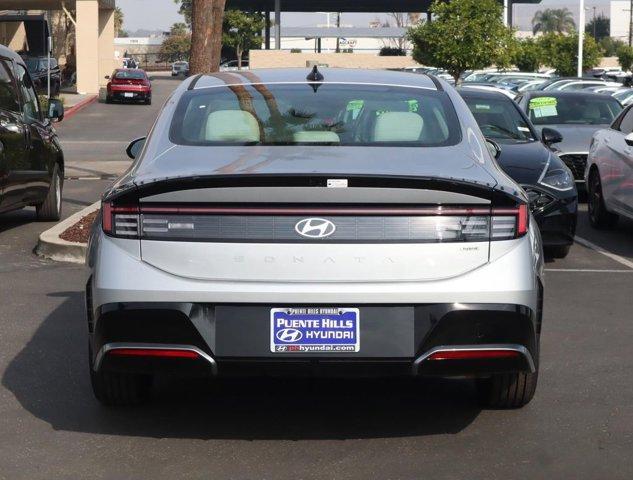 new 2025 Hyundai Sonata Hybrid car, priced at $32,980