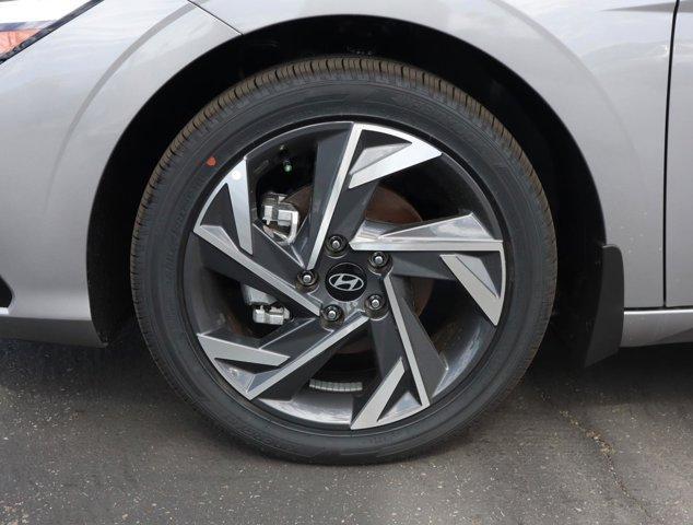 new 2025 Hyundai Elantra car, priced at $28,130
