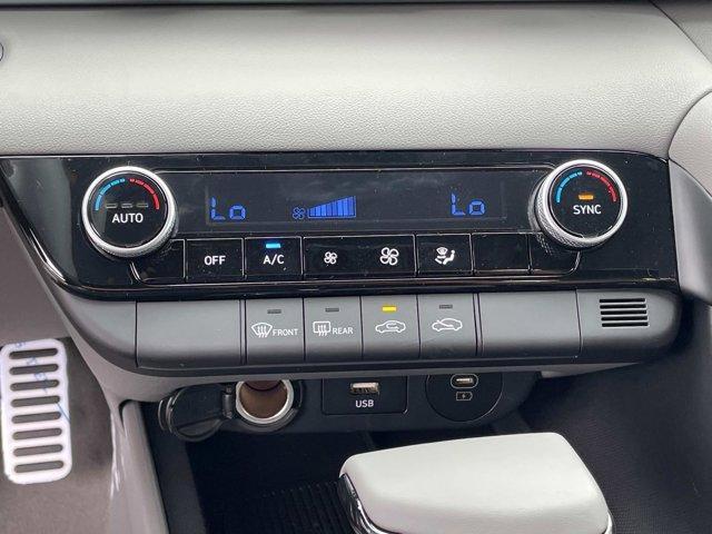 new 2025 Hyundai Elantra car, priced at $25,020