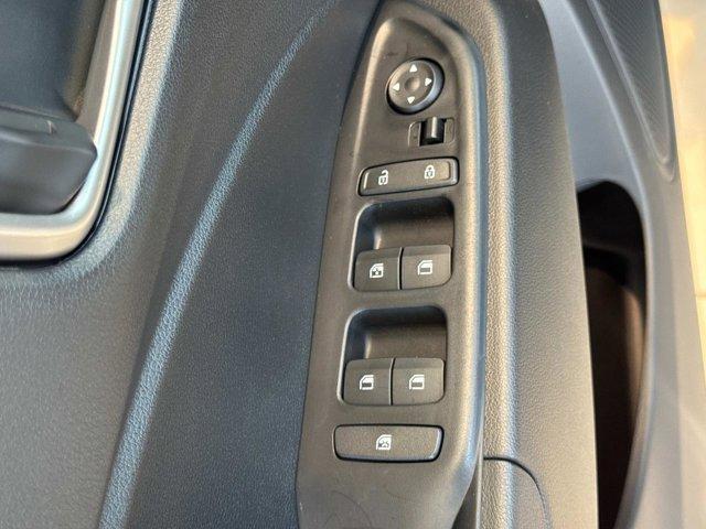 new 2025 Hyundai Venue car, priced at $24,385