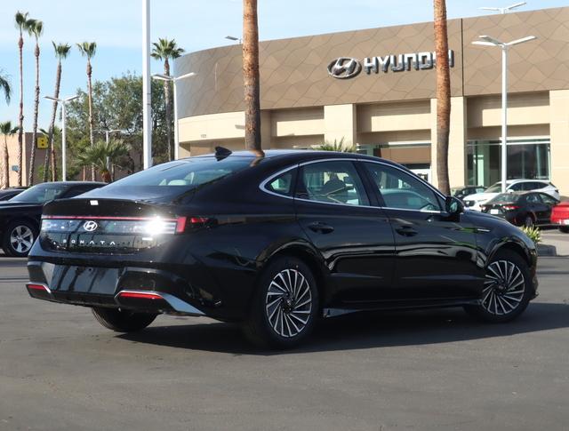 new 2025 Hyundai Sonata Hybrid car, priced at $32,690