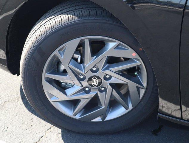 new 2025 Hyundai Elantra car, priced at $25,010