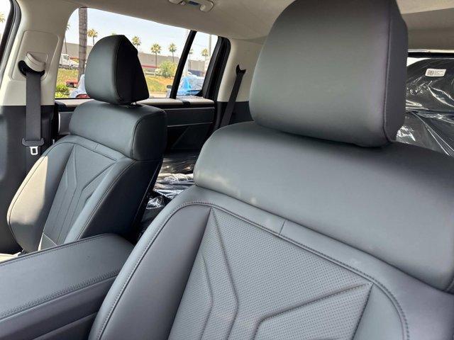 new 2025 Hyundai Santa Fe car, priced at $39,110