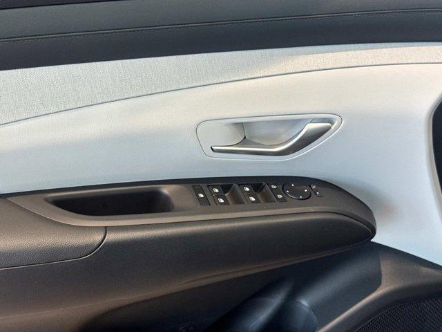 new 2025 Hyundai TUCSON Hybrid car, priced at $38,630