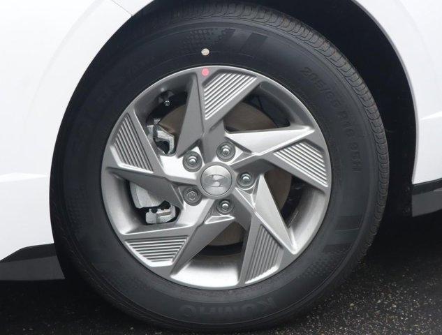 new 2025 Hyundai Sonata car, priced at $29,215