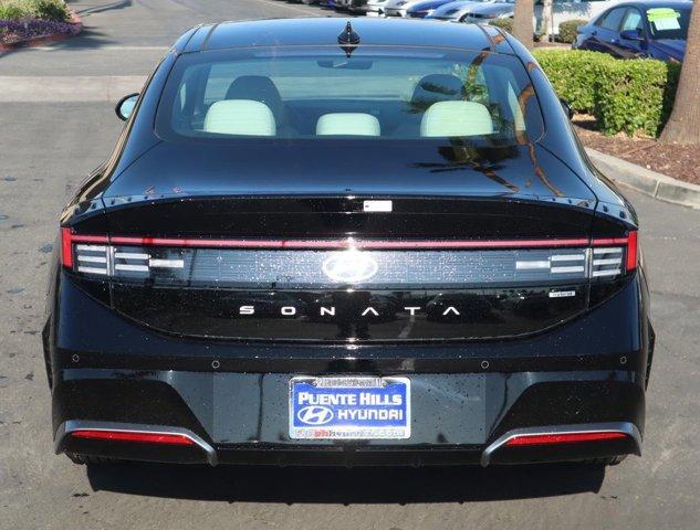 new 2025 Hyundai Sonata Hybrid car, priced at $39,380