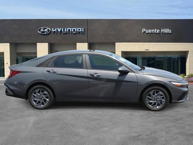 new 2025 Hyundai Elantra car, priced at $25,000