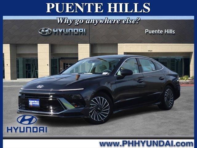 new 2025 Hyundai Sonata Hybrid car, priced at $32,980
