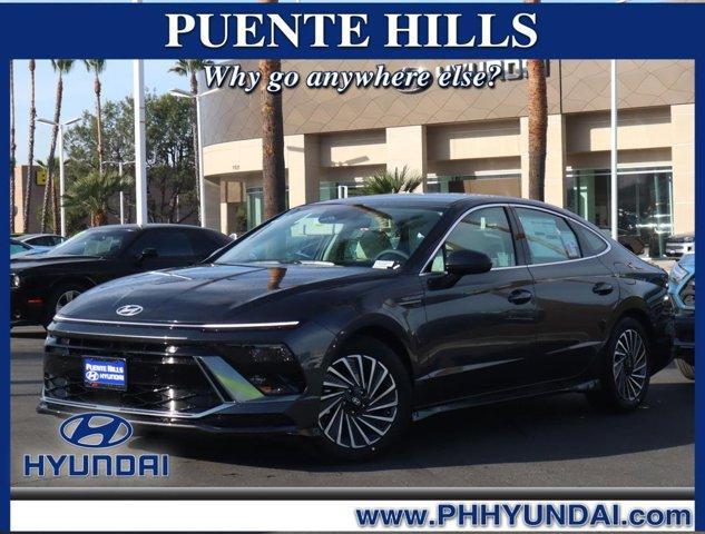 new 2025 Hyundai Sonata Hybrid car, priced at $32,980