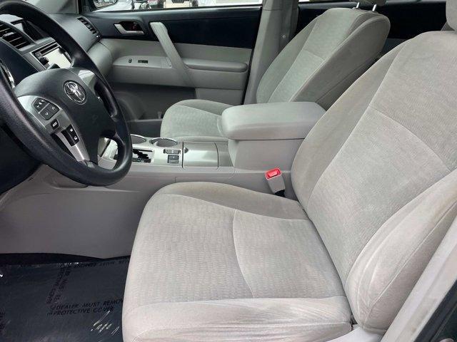 used 2013 Toyota Highlander car, priced at $18,995