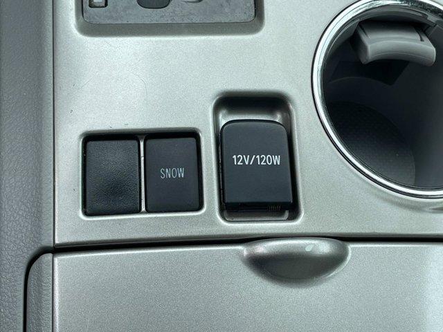 used 2013 Toyota Highlander car, priced at $18,995