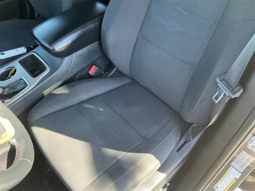 used 2017 Jeep Grand Cherokee car, priced at $14,998