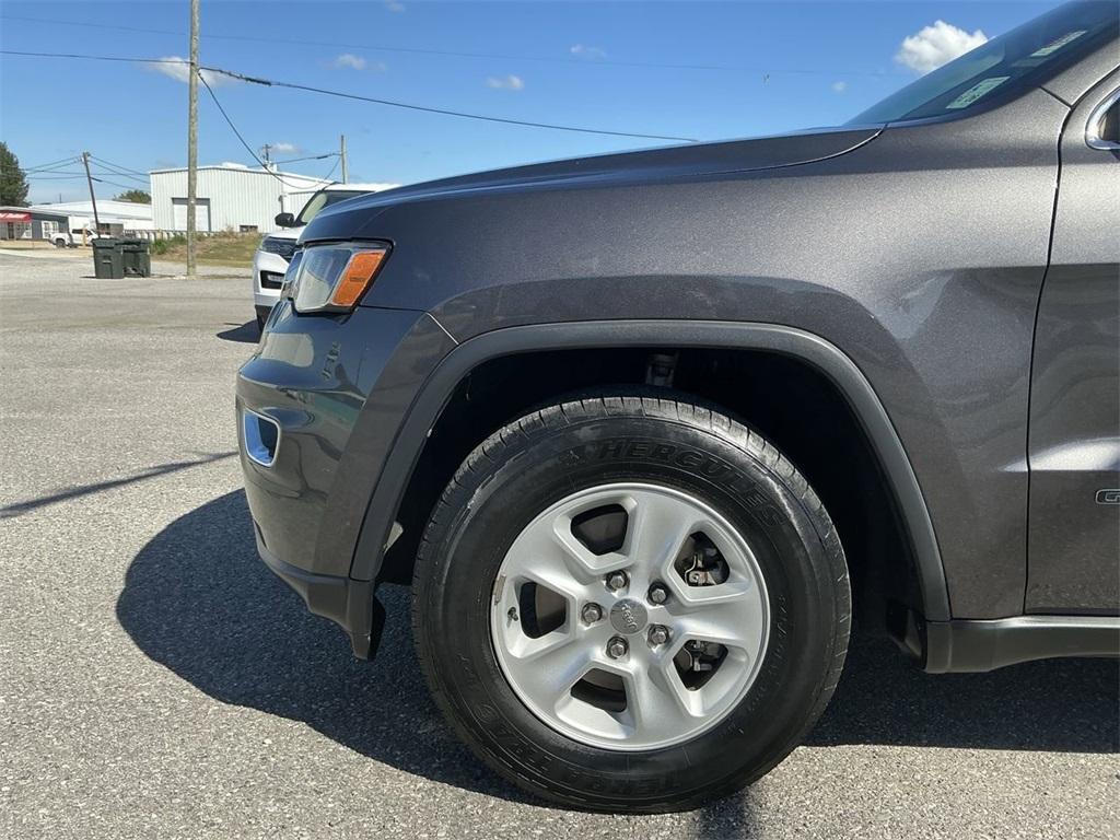 used 2017 Jeep Grand Cherokee car, priced at $14,998