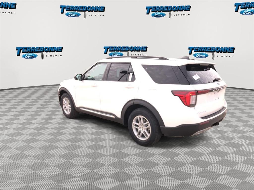 new 2025 Ford Explorer car, priced at $42,105