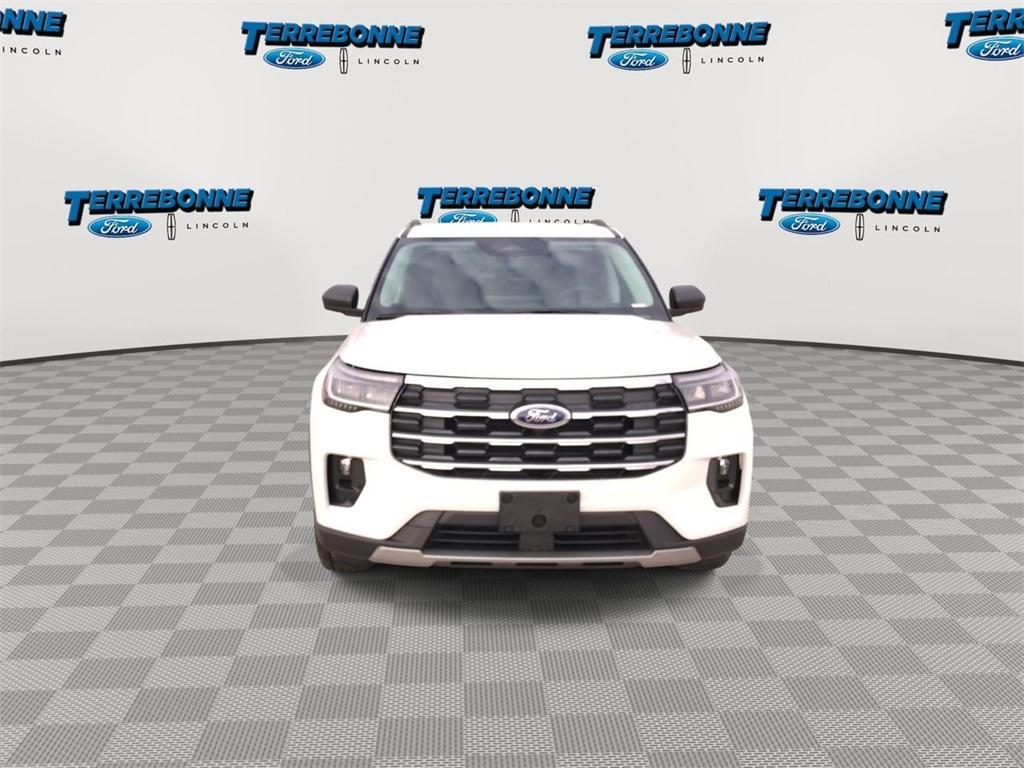 new 2025 Ford Explorer car, priced at $42,105