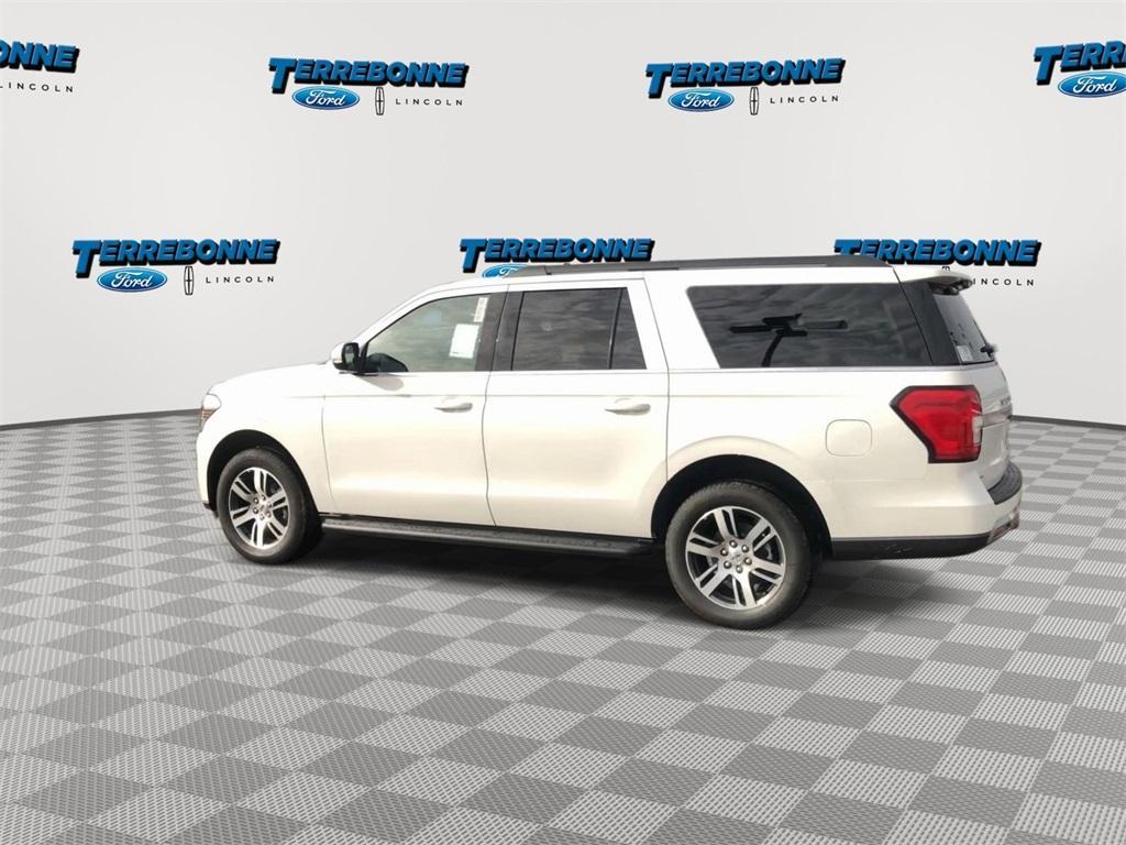 new 2024 Ford Expedition Max car, priced at $58,900