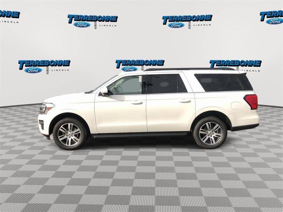 new 2024 Ford Expedition Max car, priced at $60,400