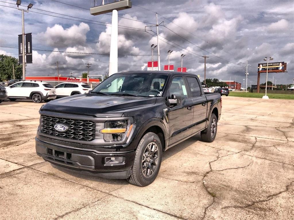new 2025 Ford F-150 car, priced at $40,381