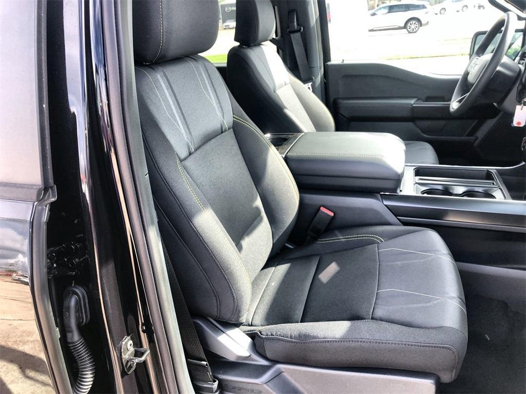 new 2025 Ford F-150 car, priced at $40,381