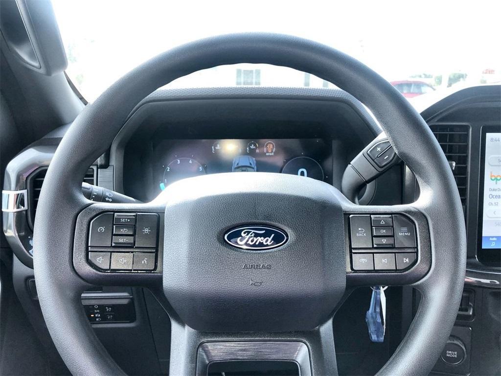 new 2025 Ford F-150 car, priced at $40,381