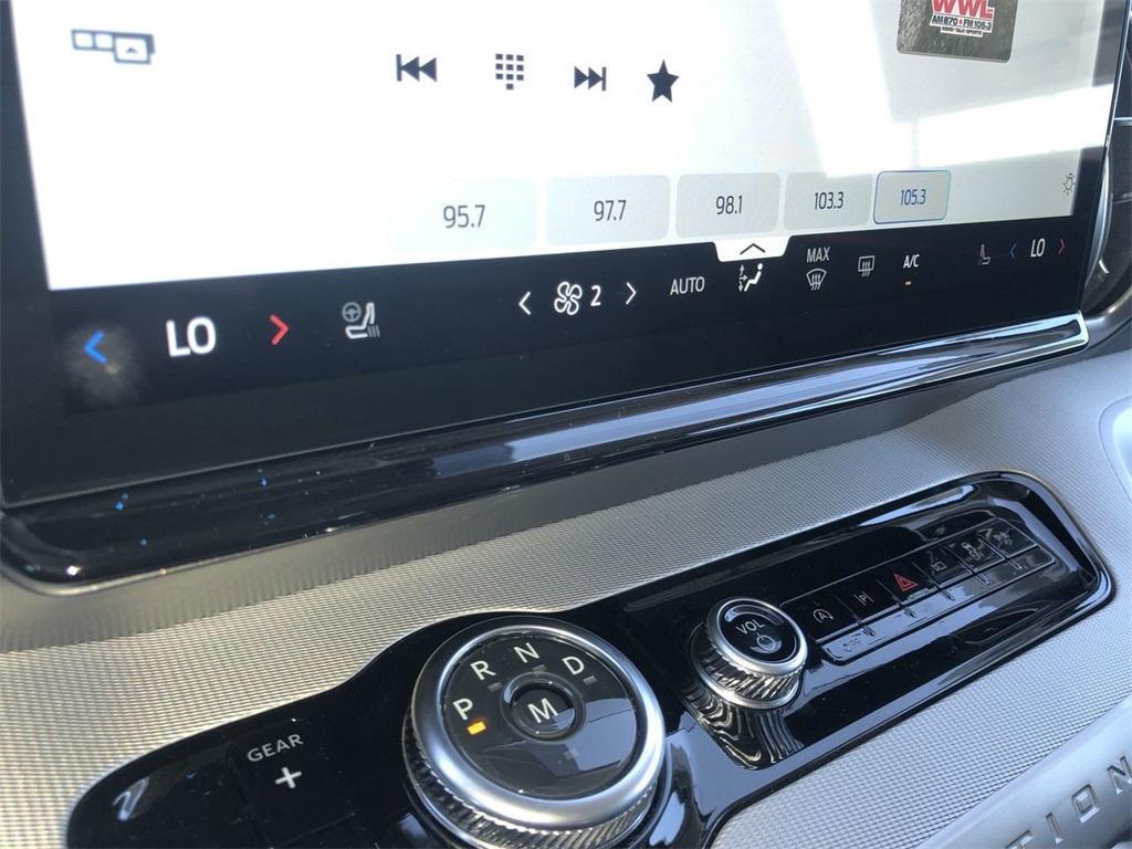 new 2025 Ford Expedition Max car, priced at $72,895