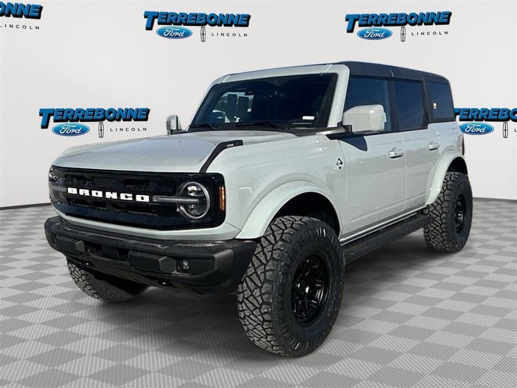 new 2024 Ford Bronco car, priced at $58,975