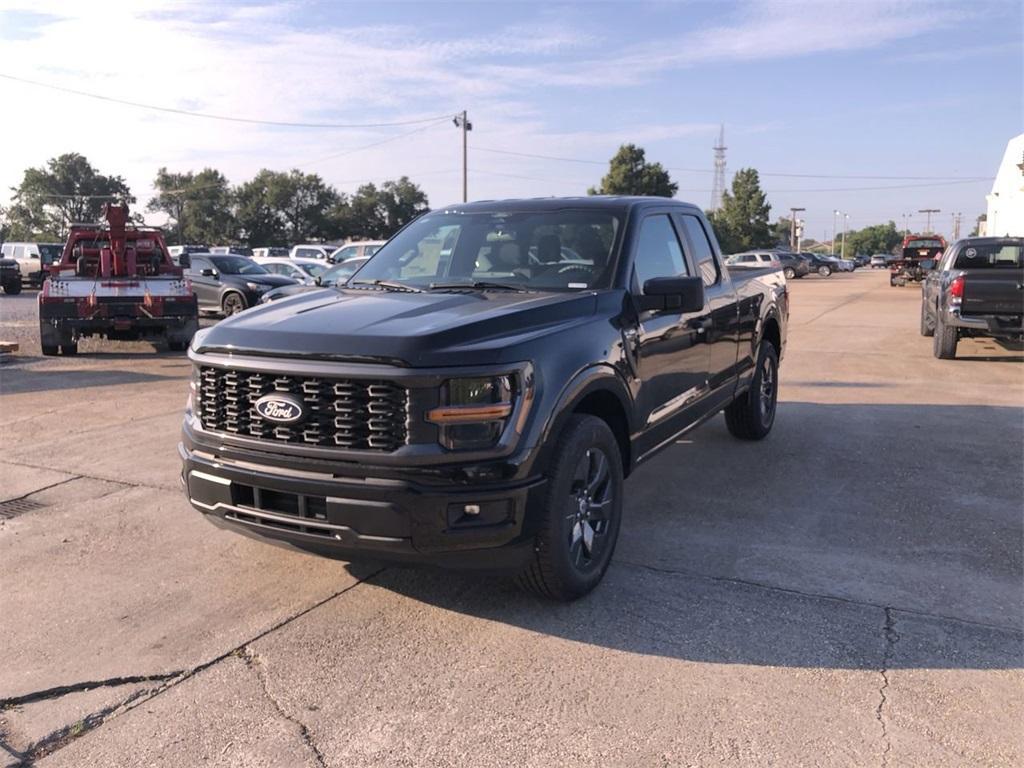 new 2025 Ford F-150 car, priced at $43,888