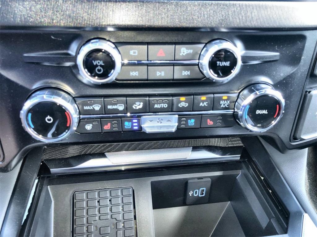 new 2025 Ford F-250 car, priced at $95,690