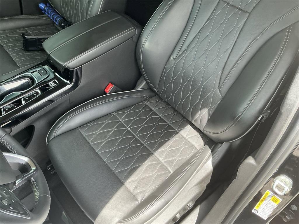 used 2022 Buick Envision car, priced at $27,798