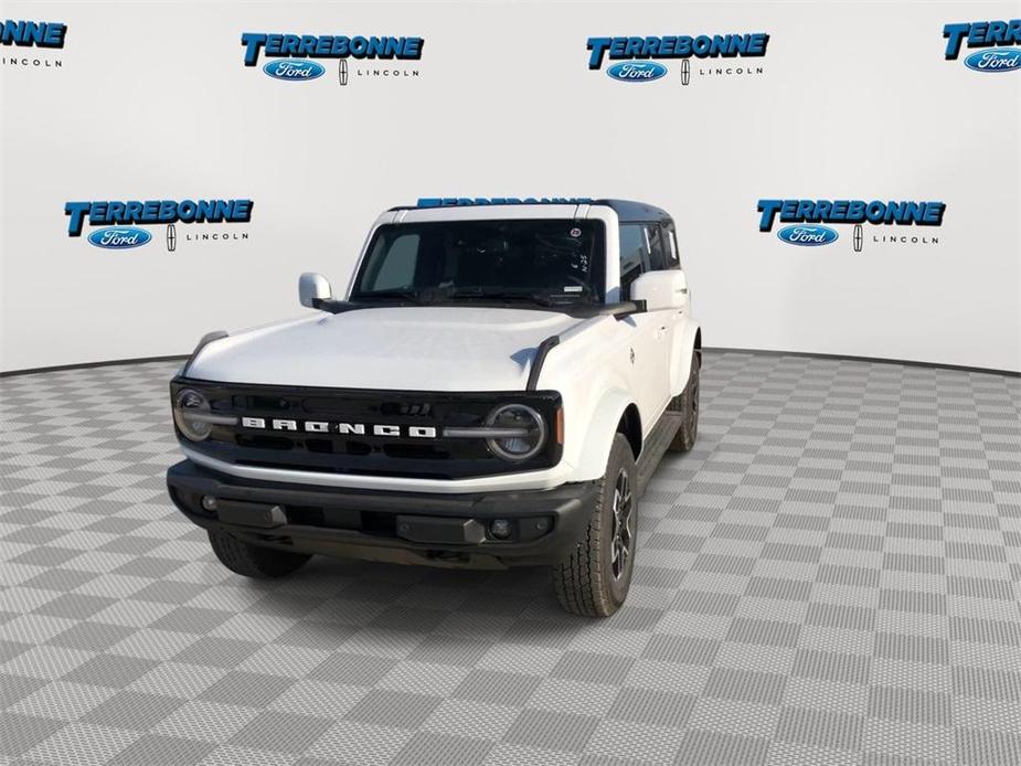 new 2024 Ford Bronco car, priced at $51,420