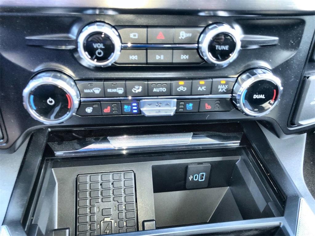 new 2025 Ford F-250 car, priced at $79,790