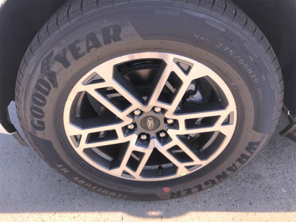 new 2025 Ford Expedition Max car, priced at $72,725