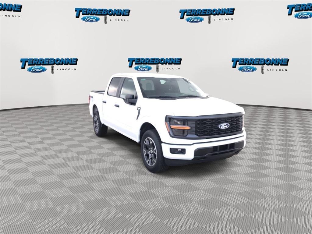 new 2025 Ford F-150 car, priced at $42,829