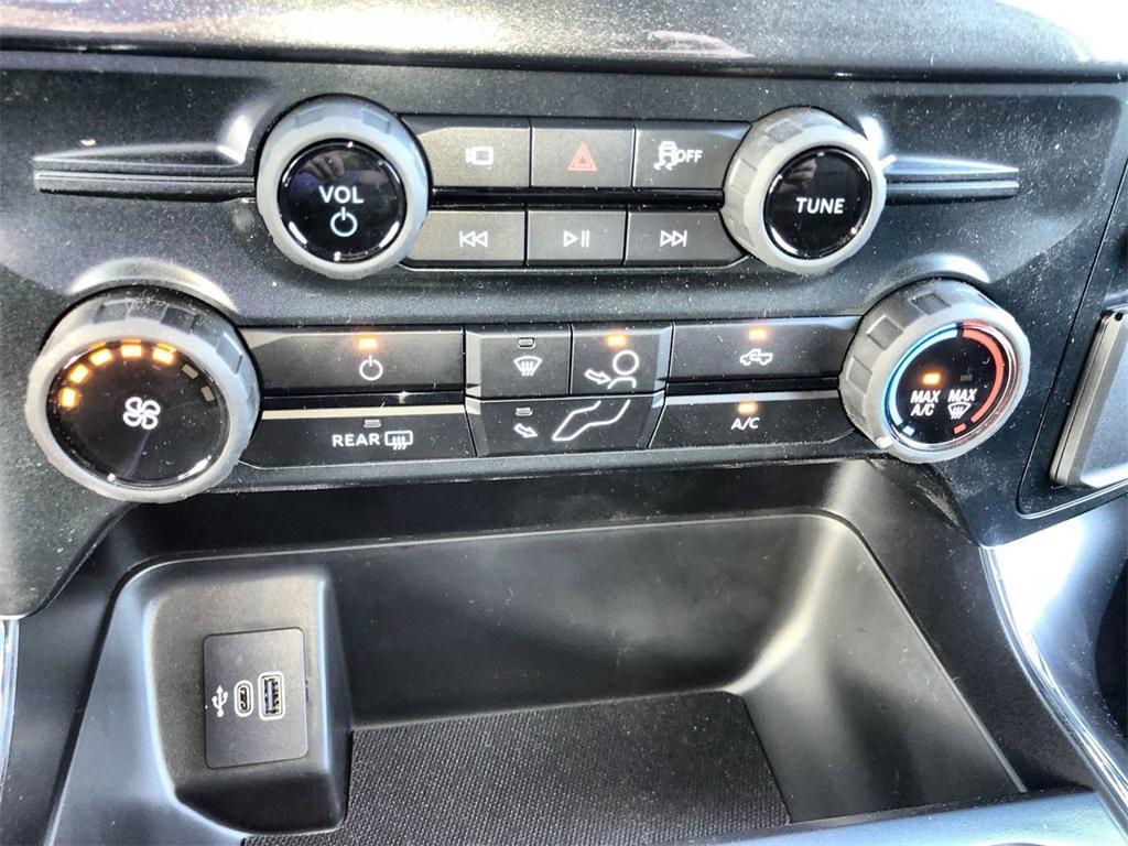 new 2025 Ford F-150 car, priced at $42,829