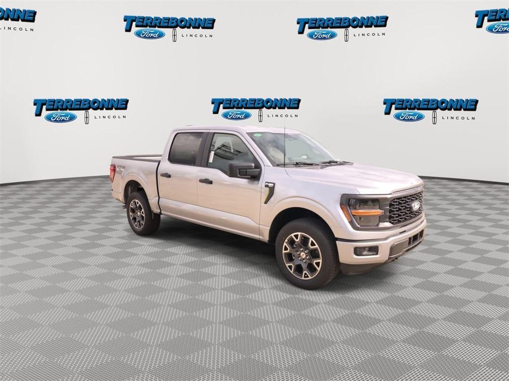 new 2025 Ford F-150 car, priced at $43,921