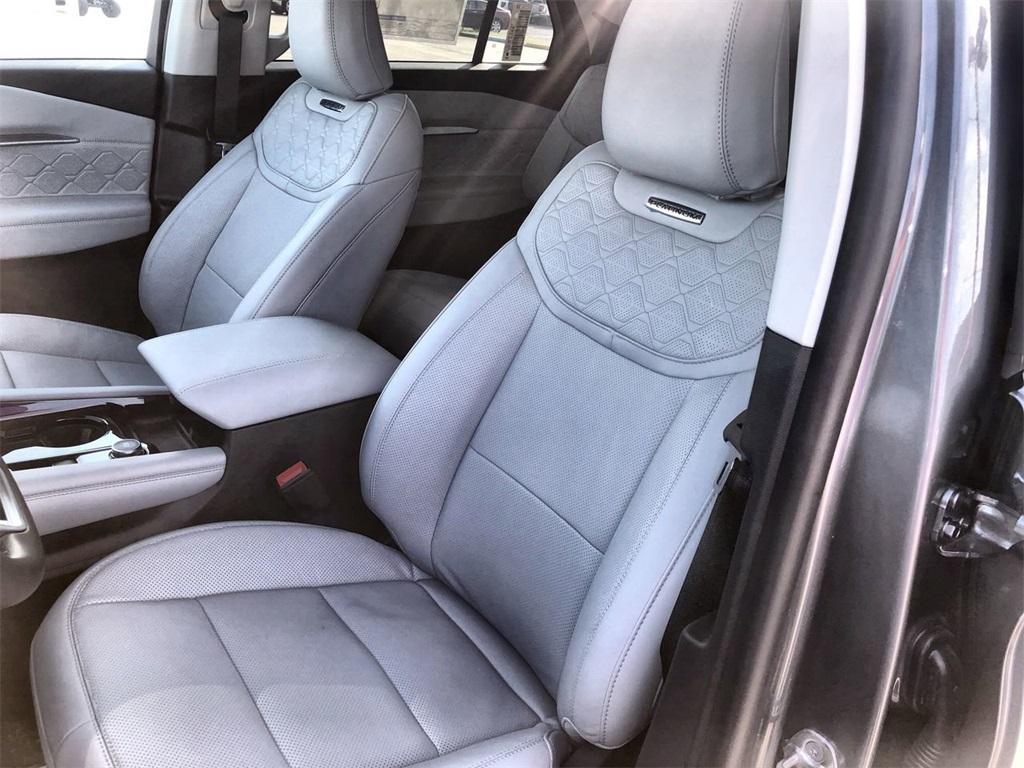 new 2025 Ford Explorer car, priced at $52,690