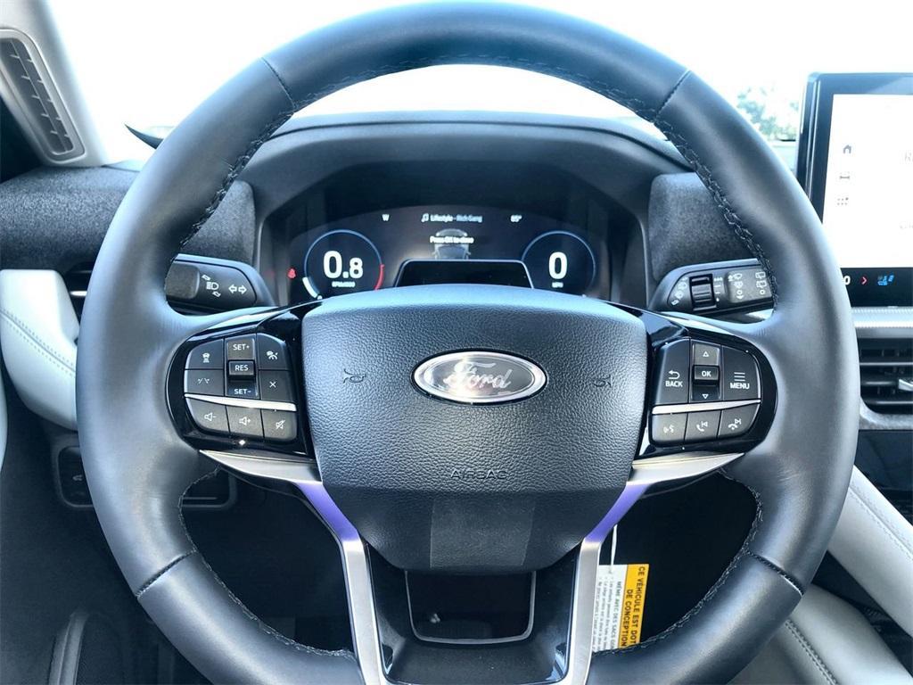new 2025 Ford Explorer car, priced at $52,690