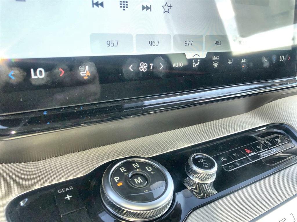new 2025 Ford Expedition car, priced at $66,500