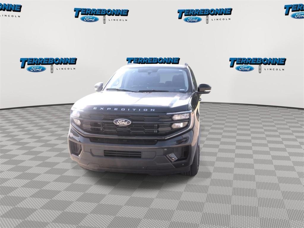 new 2025 Ford Expedition car, priced at $66,500