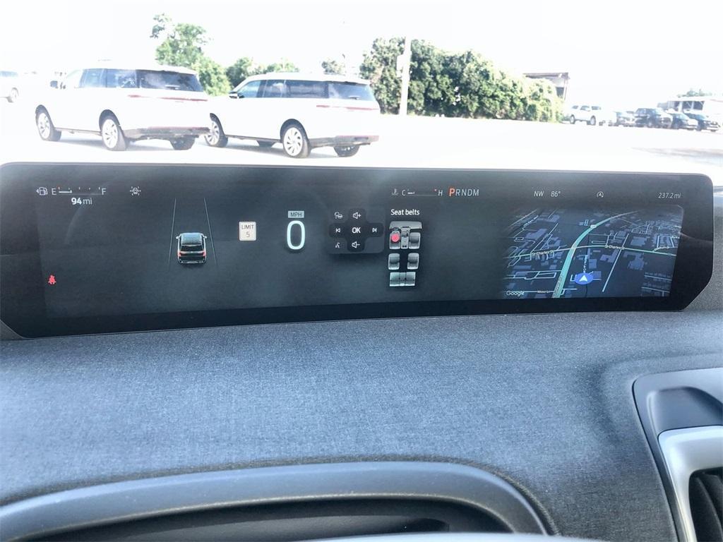 new 2025 Ford Expedition car, priced at $66,500