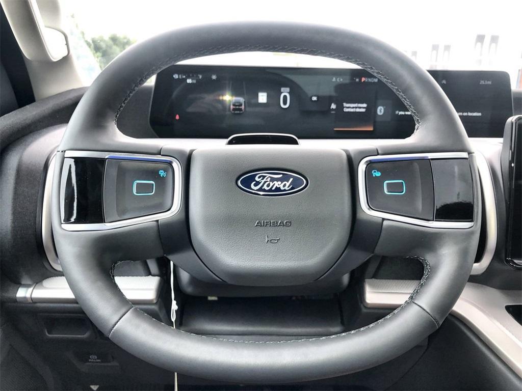 new 2025 Ford Expedition Max car, priced at $70,640