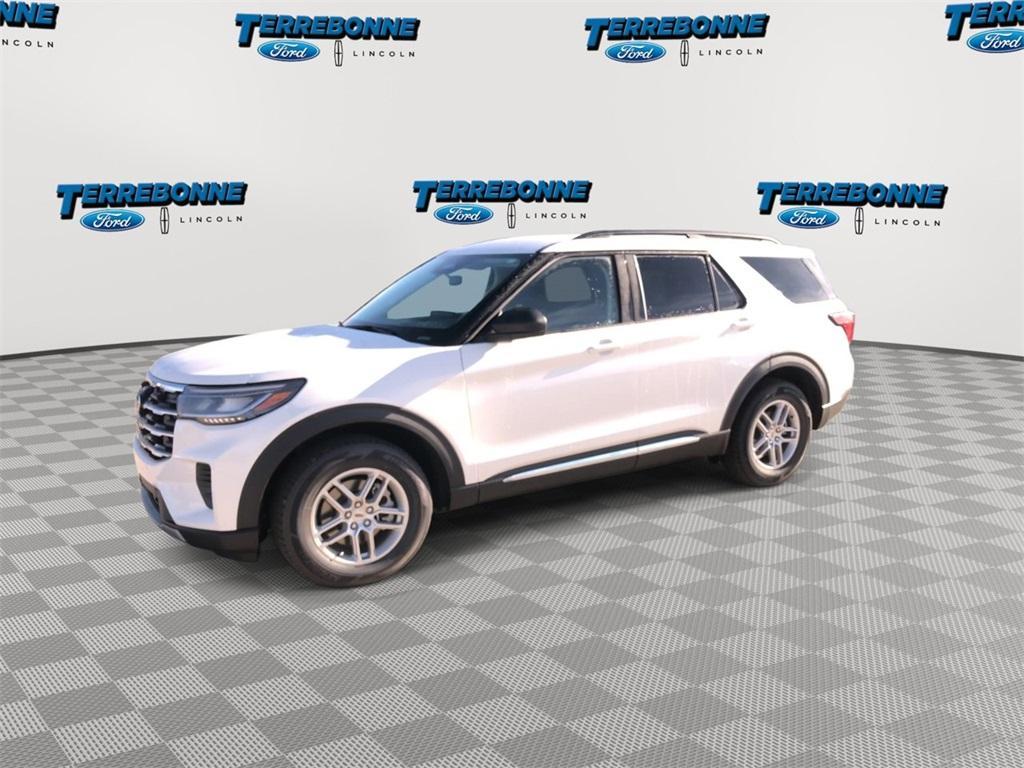 new 2025 Ford Explorer car, priced at $42,540