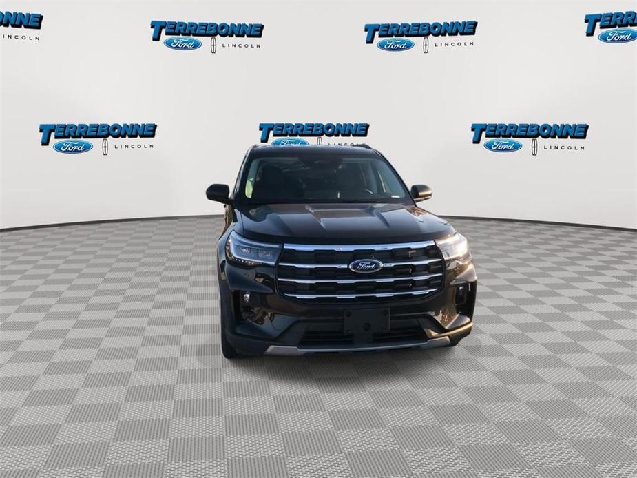 new 2025 Ford Explorer car, priced at $41,388