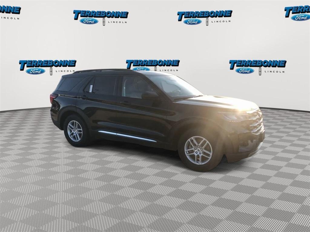 new 2025 Ford Explorer car, priced at $41,388