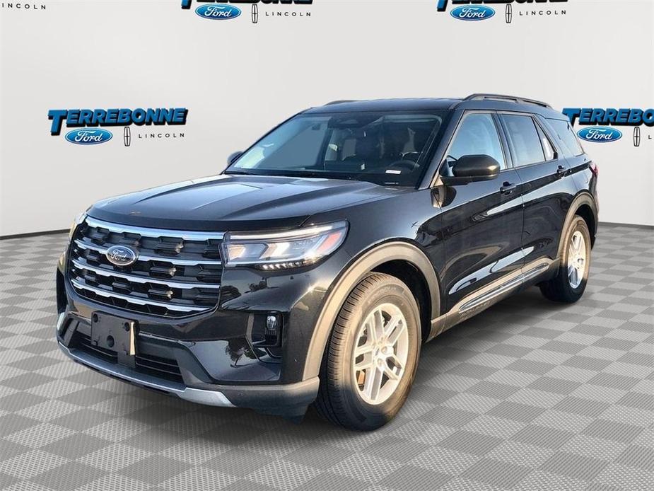 new 2025 Ford Explorer car, priced at $42,500