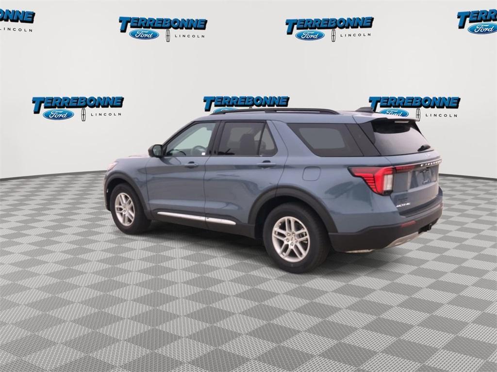 new 2025 Ford Explorer car, priced at $40,628