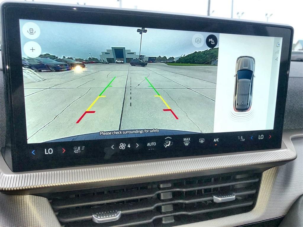 new 2025 Ford Explorer car, priced at $40,628