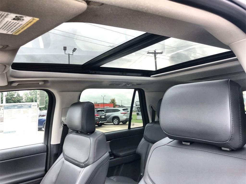 new 2025 Ford Expedition Max car, priced at $70,990